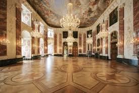 Rittersaal im Barockschloss